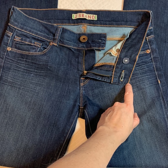 J BRAND Heartbreaker Mid Rise Mini Flare Leg Jeans, Dark Wash, Size 27 - Picture 5 of 16
